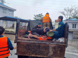 Chạy máy phát điện trong phòng kín, 4 người tử vong -0